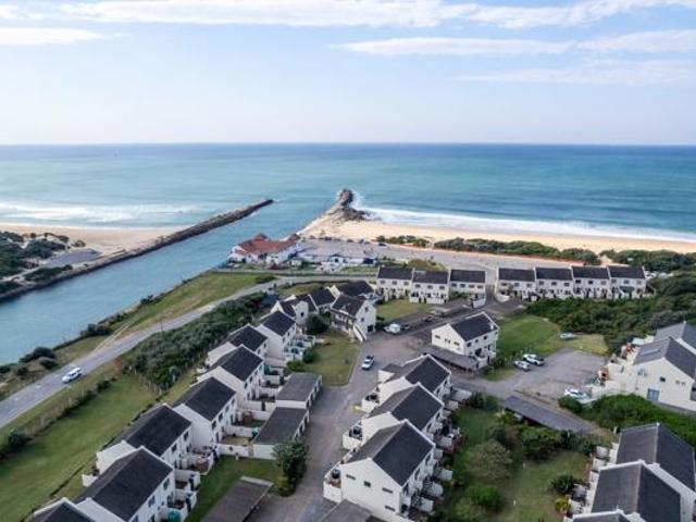 Townhouse for sale in Bushmans River Mouth, Eastern Cape