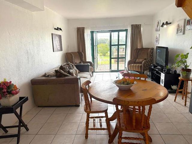 Townhouse for sale in Bushmans River Mouth, Eastern Cape