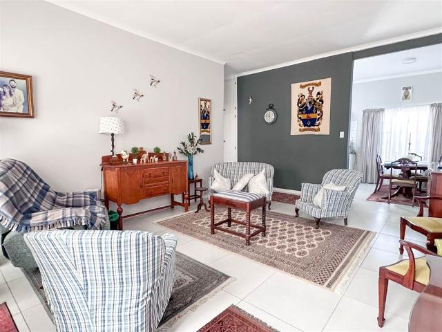 Townhouse for sale in Bushmans River Mouth, Eastern Cape