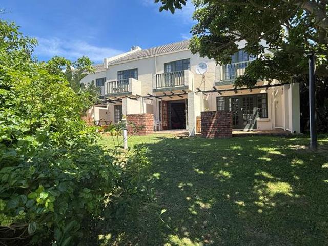 Townhouse for sale in Port Alfred, Ndlambe Local Municipality