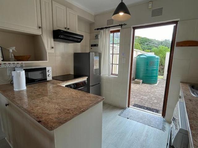 Townhouse for rent in Bushmans River Mouth, Eastern Cape