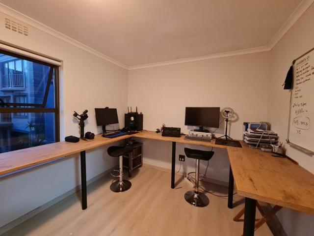 Townhouse for sale in Cape Town, Western Cape