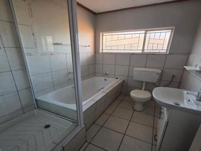 Townhouse for sale in Bloemfontein, Free State