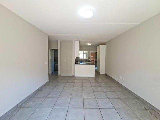 Townhouse for rent in Ekurhuleni, Gauteng