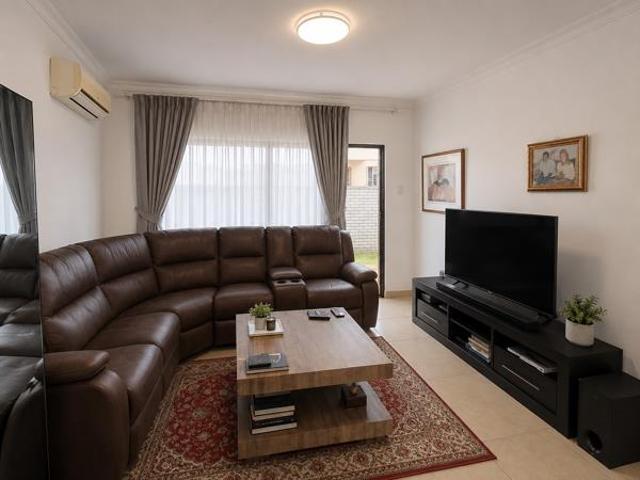 Townhouse for rent in UMhlathuze Municipality, Kwazulu-natal