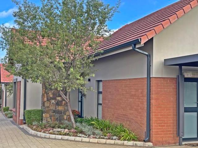 Townhouse for sale in Bloemfontein, Free State