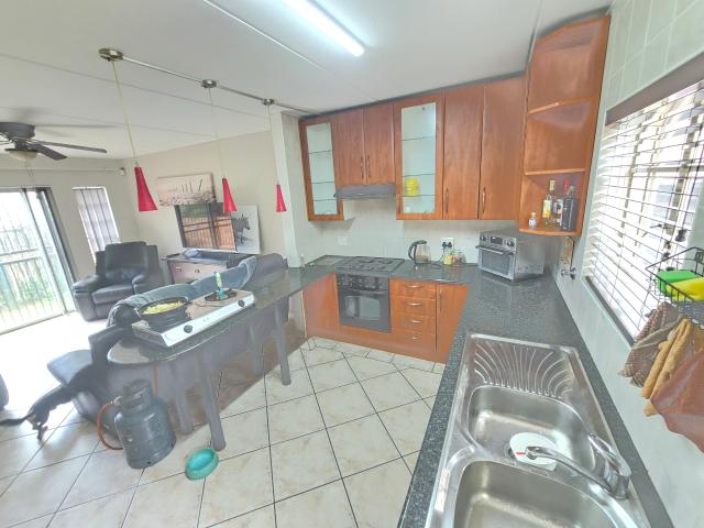 Townhouse for sale in Nooitgedacht, Gauteng