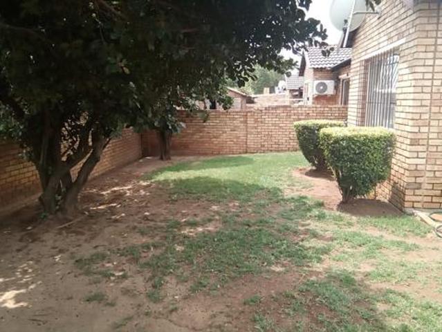 Townhouse for sale in West Rand Garden estates, Westonaria Local Municipality