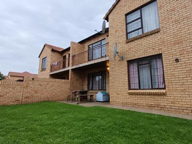 Townhouse for rent in Bloemfontein, Mangaung Metropolitan Municipality