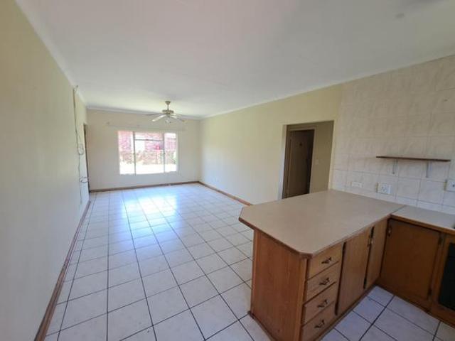 Townhouse for sale in Klerksdorp, Matlosana Local Municipality