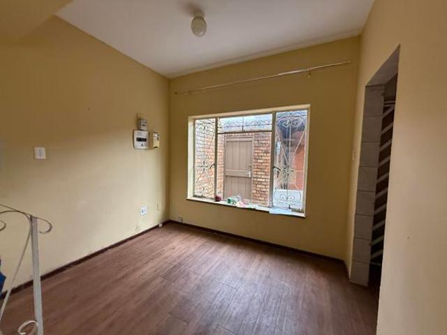Townhouse for sale in Klerksdorp, Matlosana Local Municipality