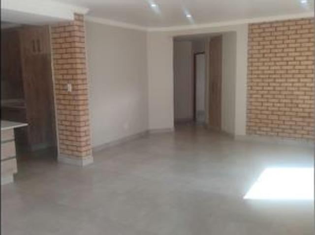 Townhouse for rent in Dr Kenneth Kaunda, North West