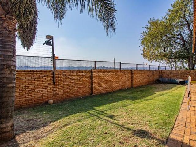 Townhouse for sale in Westonaria, Gauteng