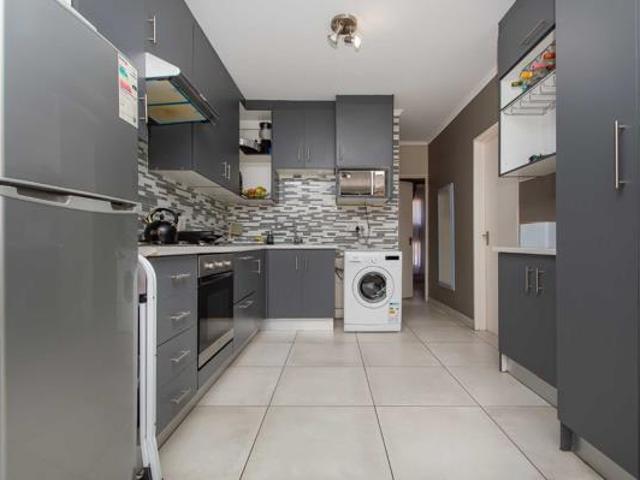 Townhouse for rent in Westonaria, Gauteng