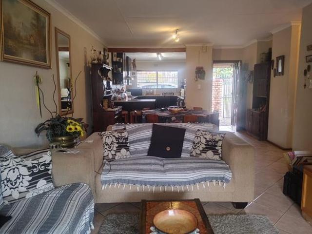 Townhouse for rent in Westonaria, Gauteng