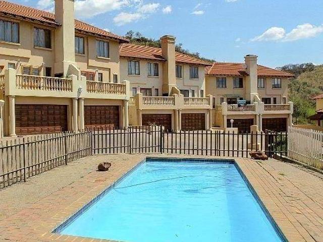 Townhouse for sale in Johannesburg