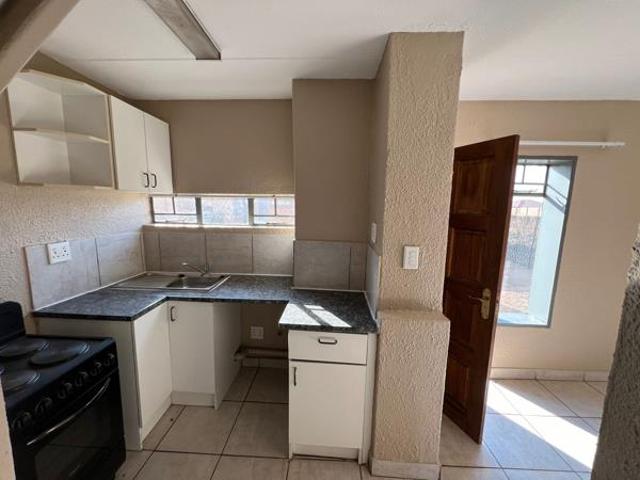 Townhouse for rent in Jansenpark, City of Ekurhuleni Metropolitan Municipality