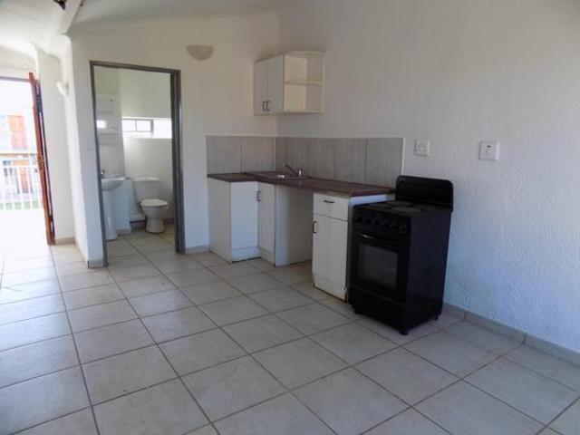 Townhouse for rent in Jansenpark, City of Ekurhuleni Metropolitan Municipality