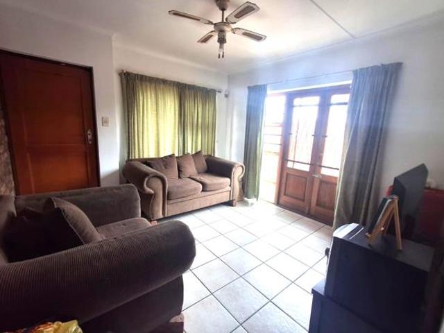 Townhouse for rent in Nelson Mandela Bay Ward 18, Nelson Mandela Bay Metropolitan Municipality