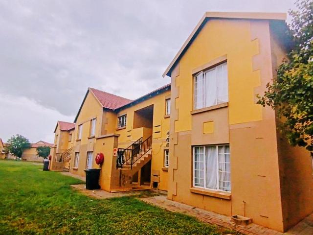 Townhouse for sale in Akasia, Gauteng