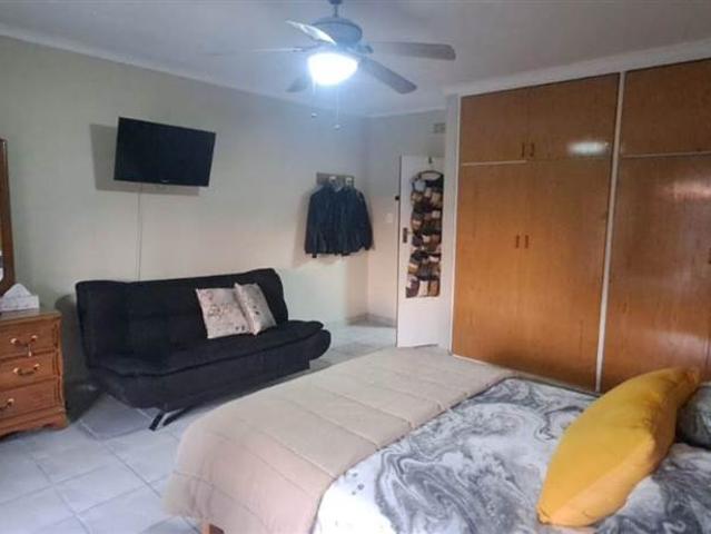 Townhouse for sale in Ekurhuleni, Gauteng