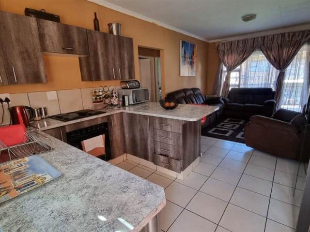 Townhouse for sale in Ekurhuleni, Gauteng