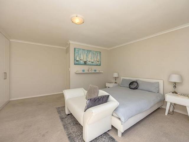 Townhouse for sale in Cape Town, Western Cape