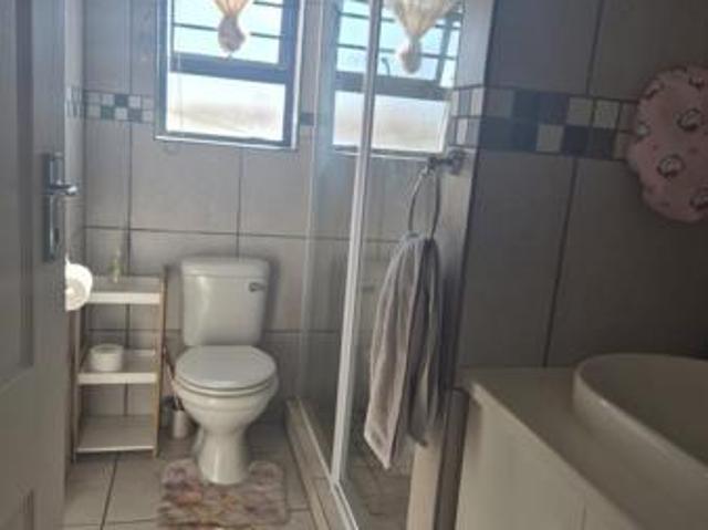 Townhouse for rent in Durbanville, Western Cape
