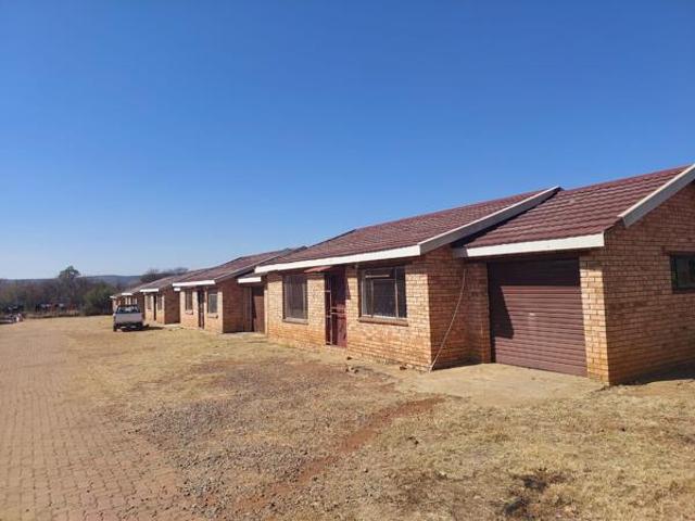 Townhouse for sale in Zeerust, North West