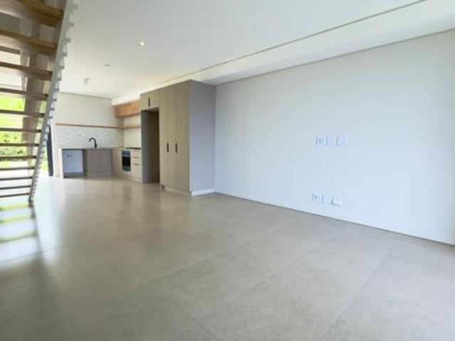Townhouse for sale in Princess Grant, Kwazulu-natal