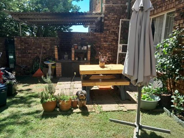Townhouse for rent in Centurion, City of Tshwane Metropolitan Municipality