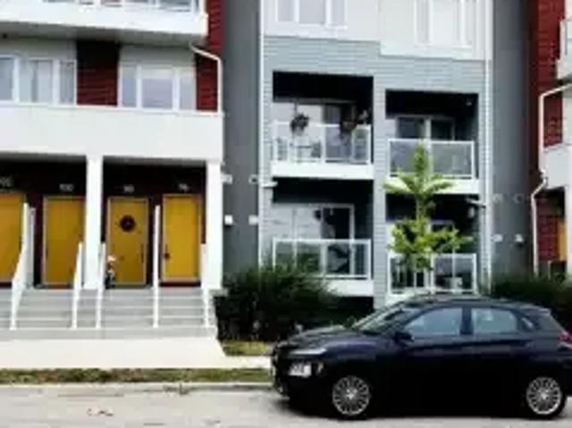 Townhouse for rent in Huron South, Kitchener