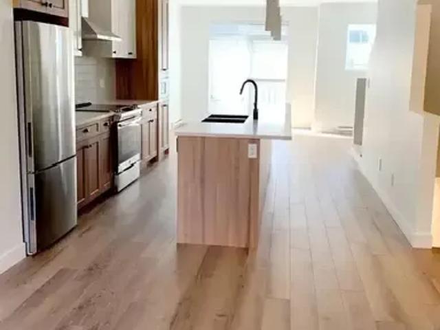 Townhouse for rent in Langley