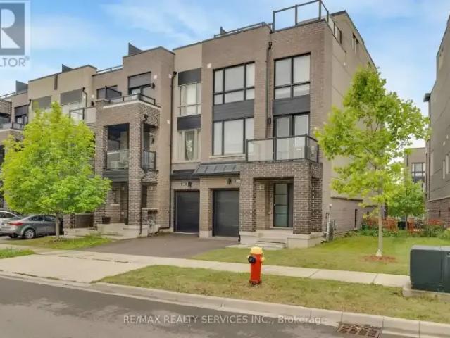 Townhouse for rent in Oakville, Ontario
