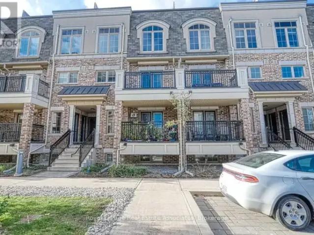 Townhouse for rent in Oakville, Ontario