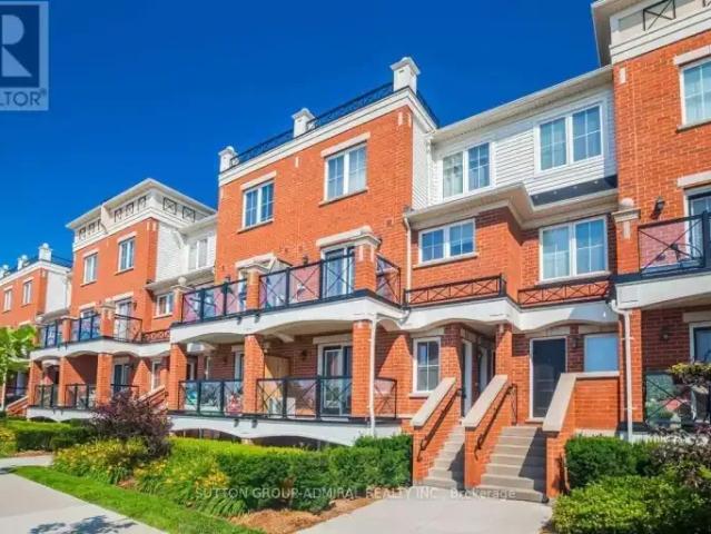 Townhouse for rent in Oakville, Ontario