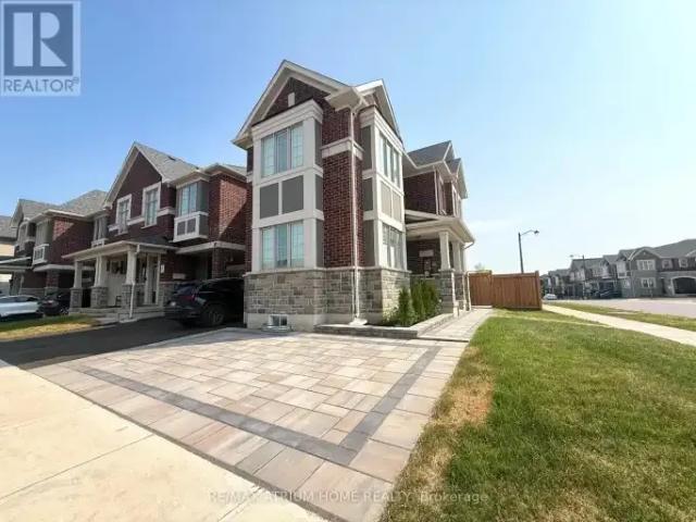 Townhouse for rent in Oakville, Ontario