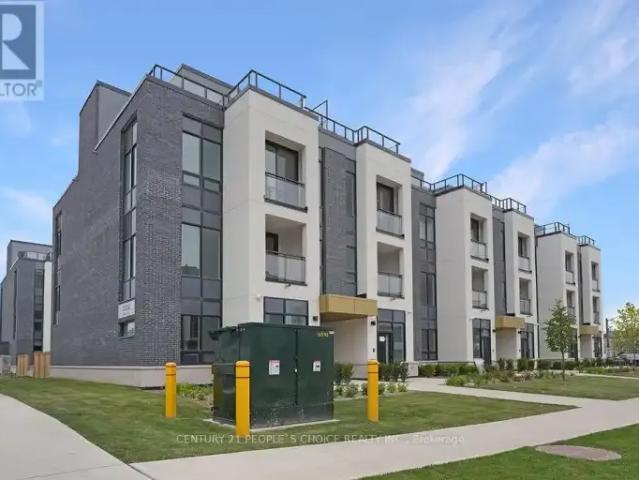 Townhouse for rent in Oakville, Golden Horseshoe