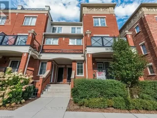 Townhouse for rent in Oakville