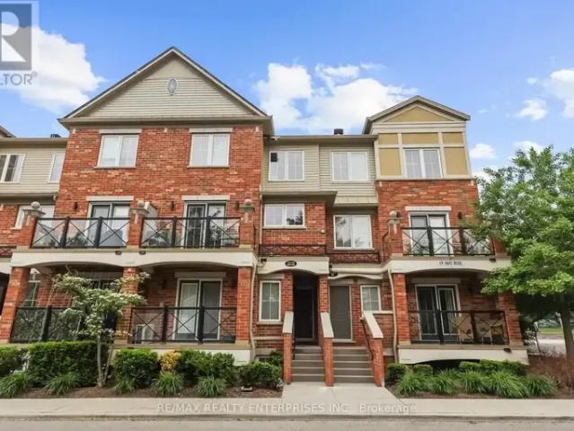 Townhouse for rent in Oakville