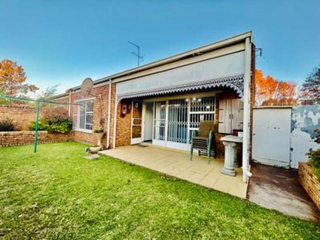 Townhouse for sale in Sedibeng, Gauteng