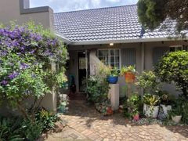 Townhouse for sale in Alberton, City of Ekurhuleni Metropolitan Municipality