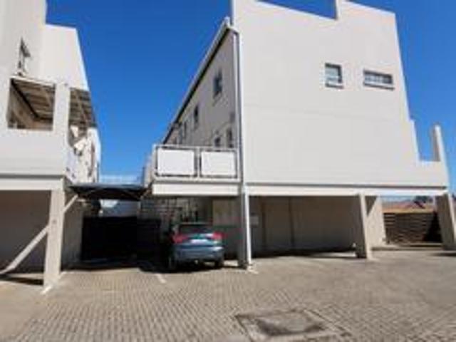 Townhouse for sale in Ekurhuleni, Gauteng
