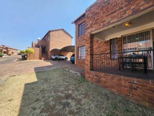 Townhouse for sale in Ekurhuleni, Gauteng