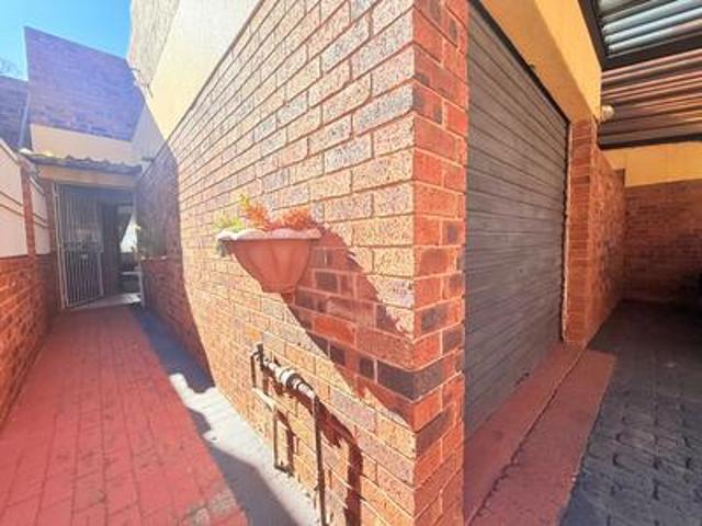 Townhouse for sale in Sedibeng, Gauteng