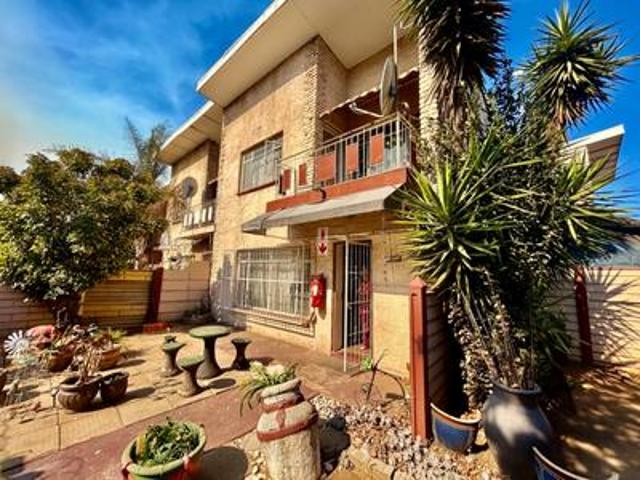 Townhouse for sale in Sedibeng, Gauteng