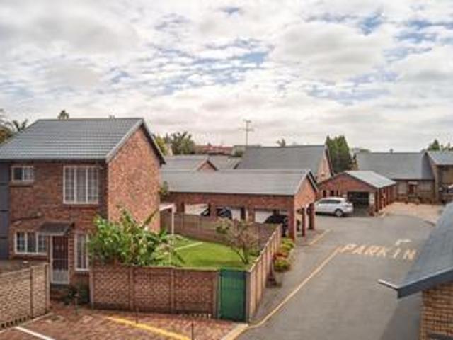 Townhouse for sale in Ekurhuleni, Gauteng