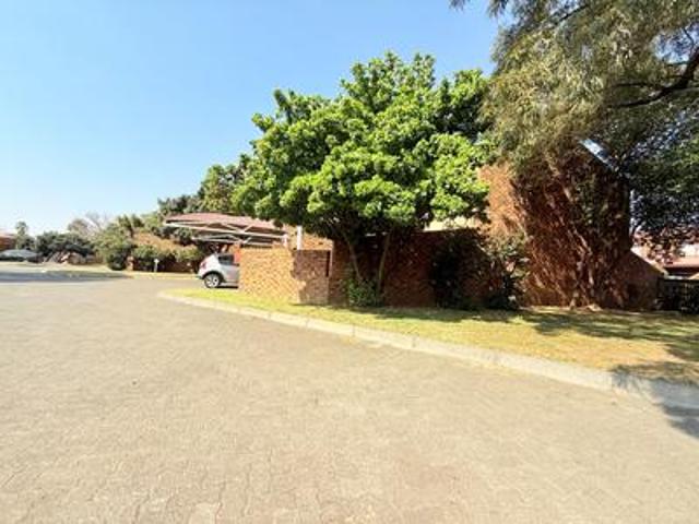 Townhouse for sale in Sedibeng, Gauteng