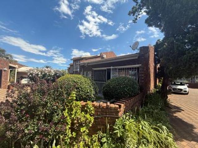 Townhouse for sale in Sedibeng, Gauteng