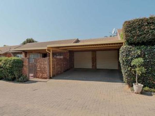 Townhouse for sale in Centurion, City of Tshwane Metropolitan Municipality